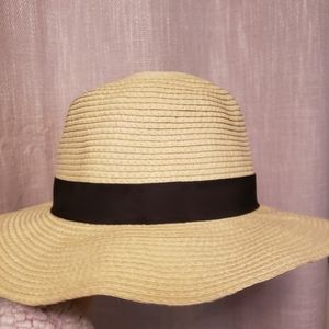 Straw hat